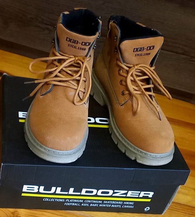 Мъжки боти Bulldozer – стил и комфорт в едно. Изработени от висококаче