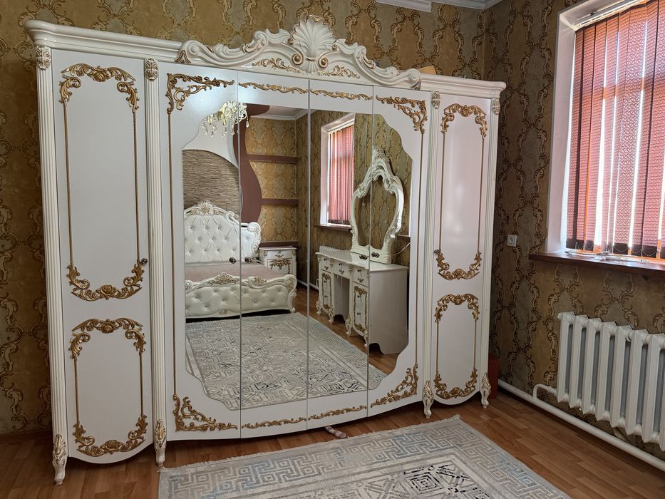 Спальпый гарнитур