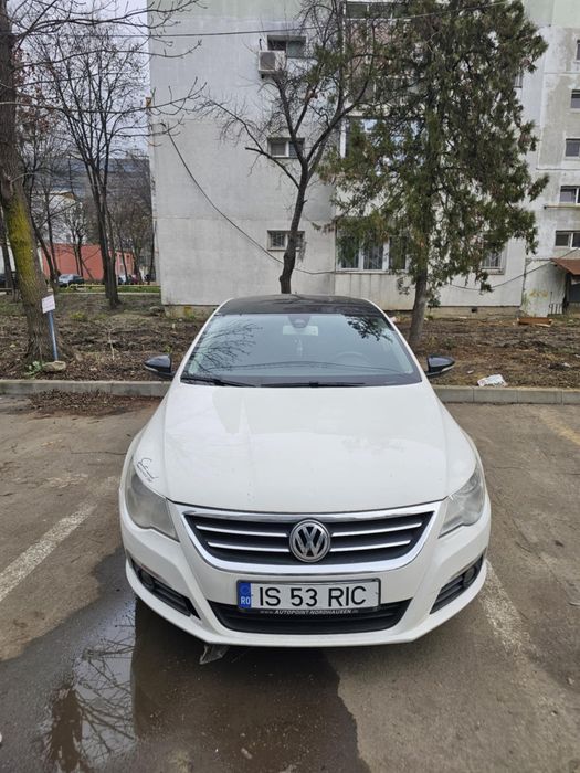 Vând Volkswagen Passat CC