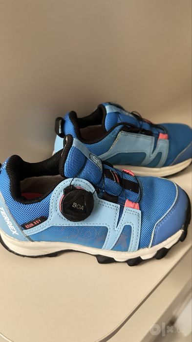 Детская обувь adidas
