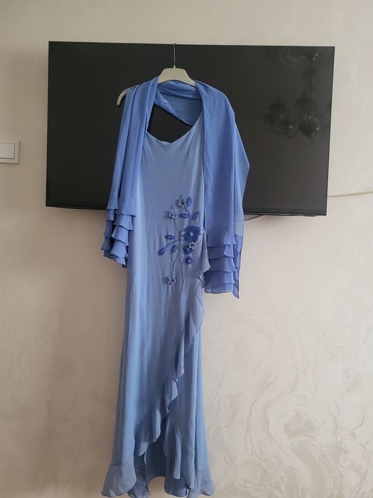 Продам    платье