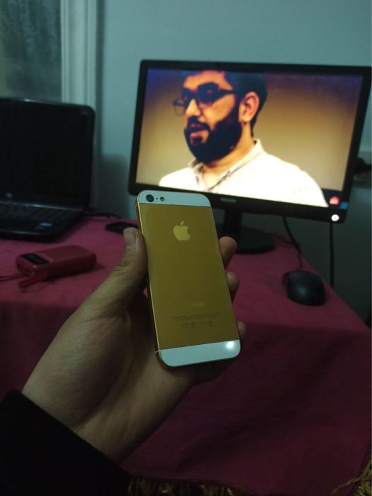 Iphone 5 гарантией за 5 дней