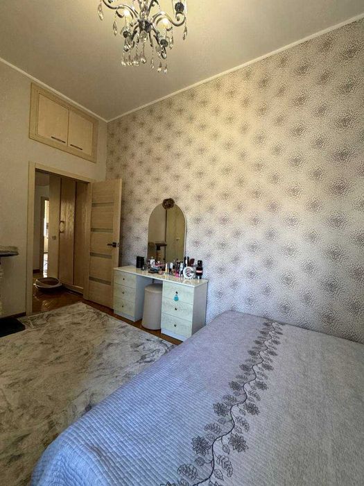 Навои, Высокопотолочка! , 3/3/4, 75 м2, Анхор