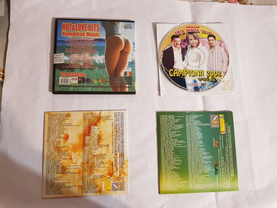 Casete si CD uri cu manele !