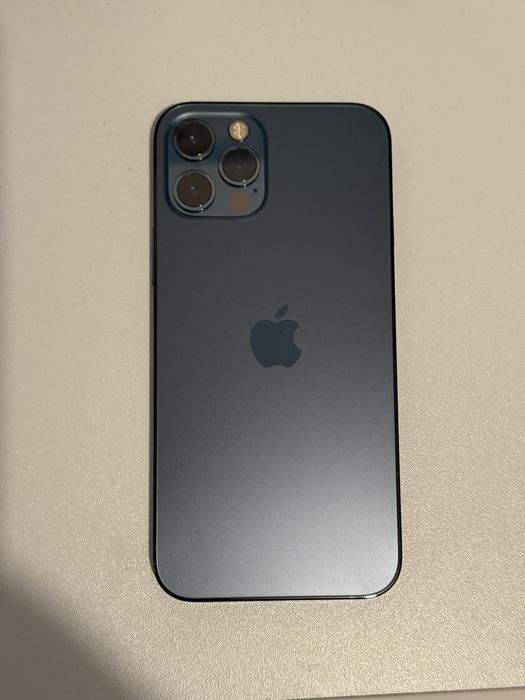 Iphone 12 pro + apple watch 3