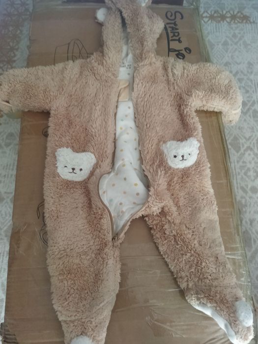 Отдам даром детские вещи.