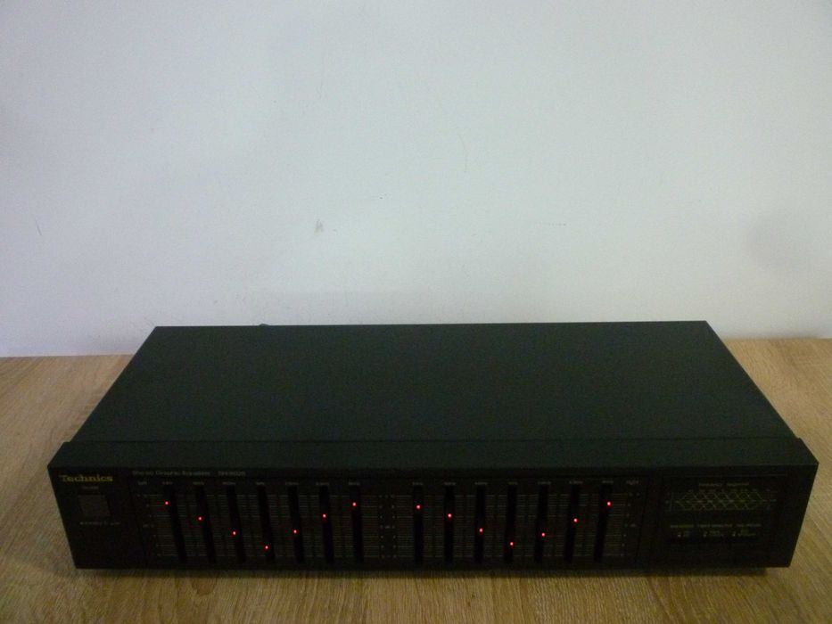 egalizator  technics sh-8028