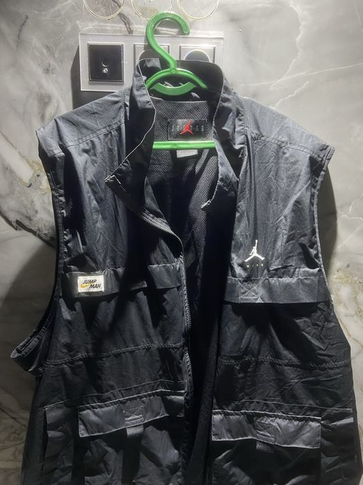 Продаю оригинальную куртку Nike Jumpman, привизена из США