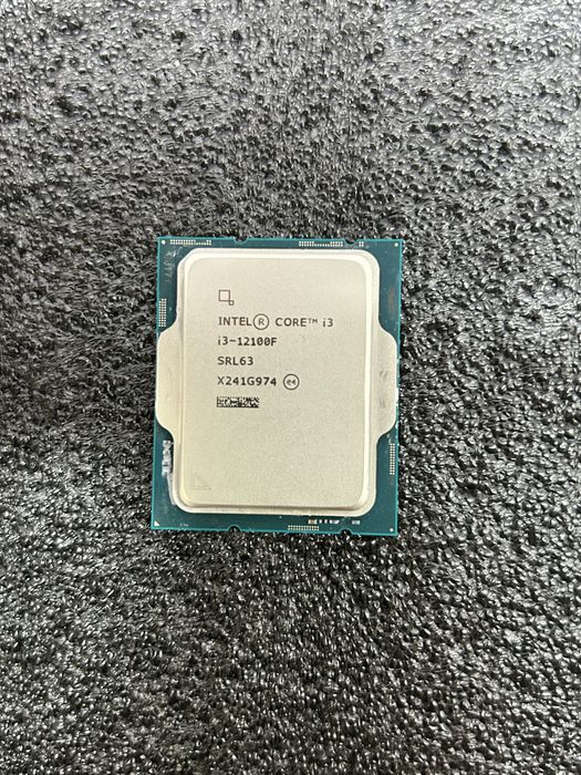 Процессор Intel Core i3 12100f