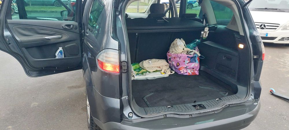 Autoturism Ford S-Max