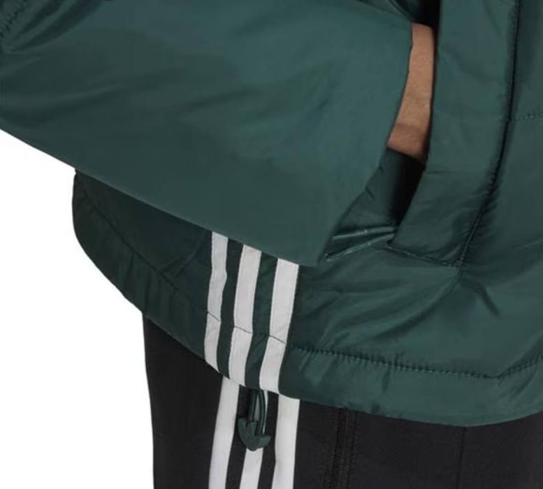 Куртка женская Адидас