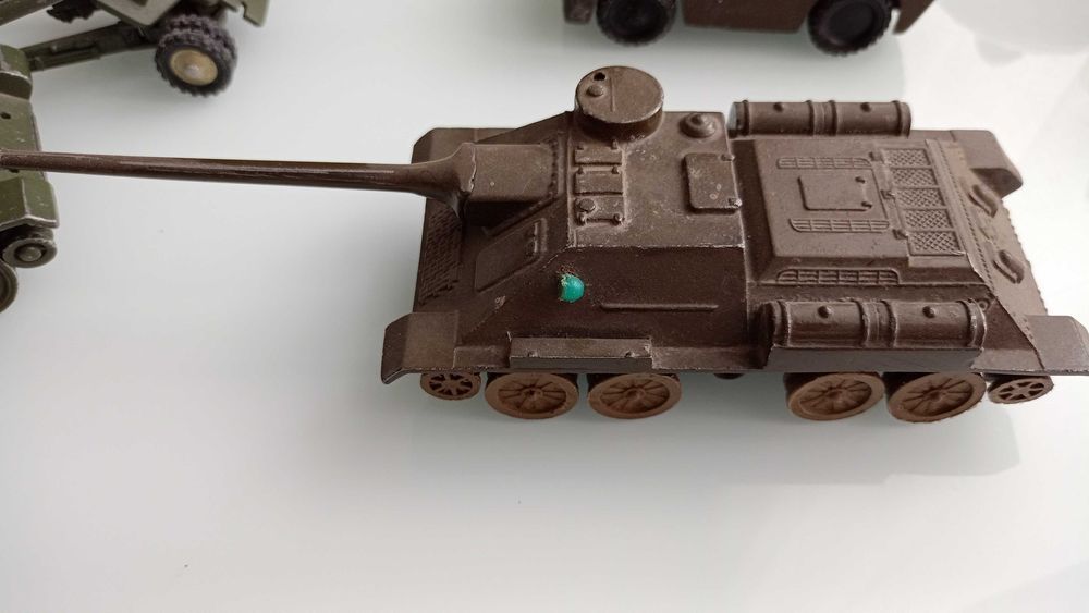 Продам игрушки, советские, металлические