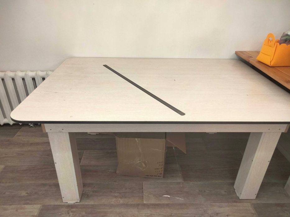 Продам стол 1.2*1.7 м