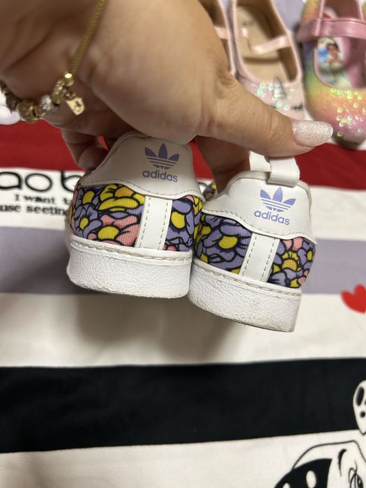 Adidasi adidas marimea 27 pret 140