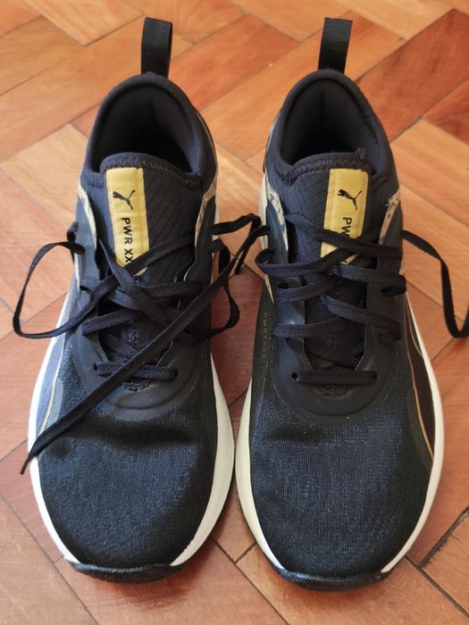 Vând pantofi sport alergare damă
