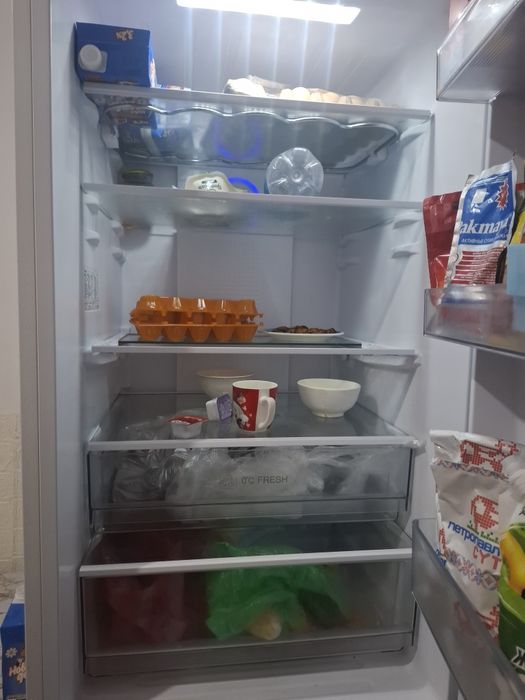 Продам холодильник