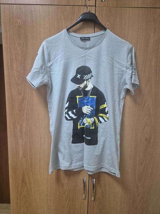 Продам новую футболку