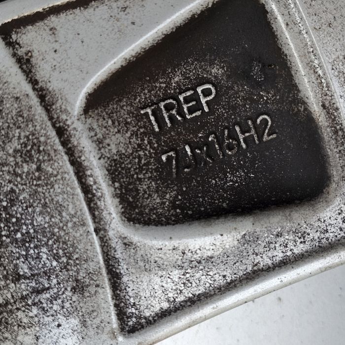 DEZENT Джанти 66.6 Ет40 7j R16 5х112