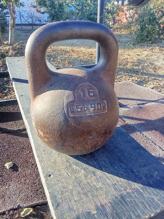 гиря для тренировка