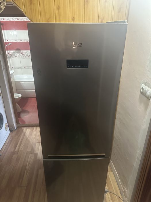 Frigider beko aproape nou