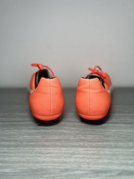 Adidasi puma, pentru fotbal