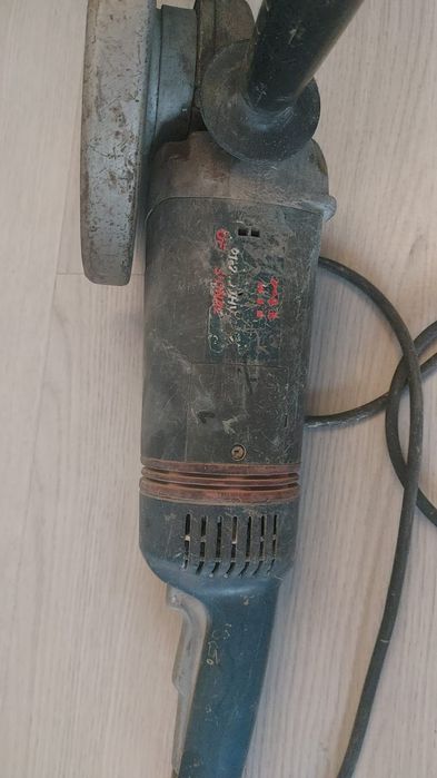 BOSCH болгарка большая