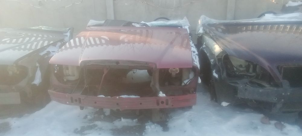 Мерседес 124 Мерседес 210 Мерседес 201