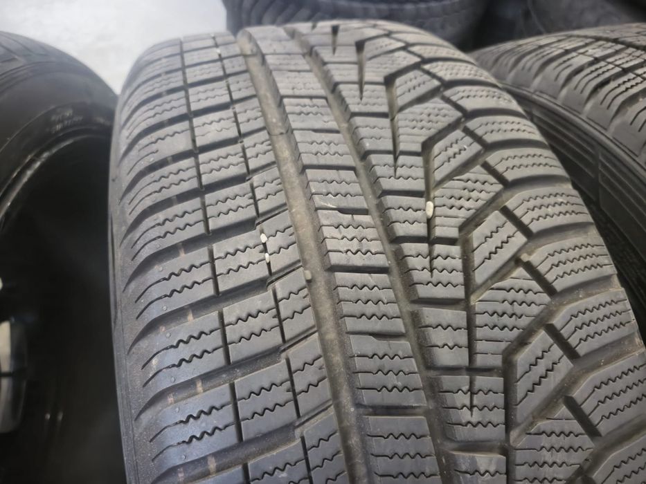 4 anvelope iarna Hankook Runflat 225 45 18 ca și noi