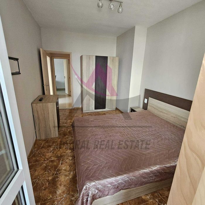 Дава се под наем Двустаен апартамент в Варна, Център - 64 кв.м за 523.26 € - Снимка #4