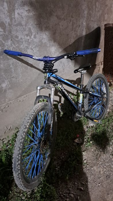 Велик для стант.