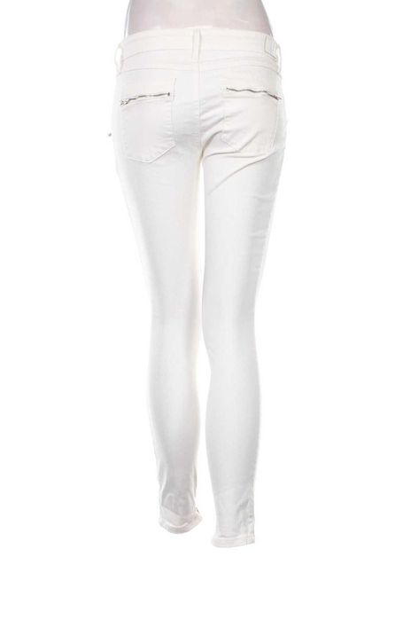 Дамски дънки на Guess