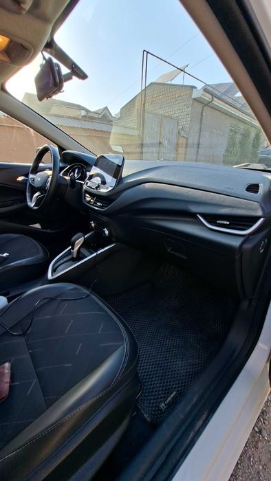 Продаётся onix premier 1 2023 год