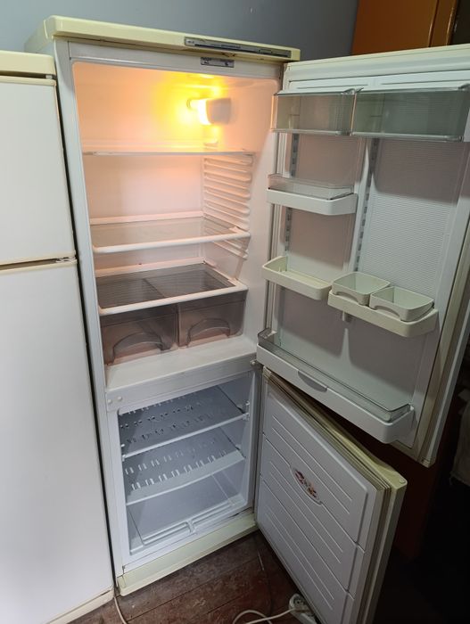 Продам холодильник