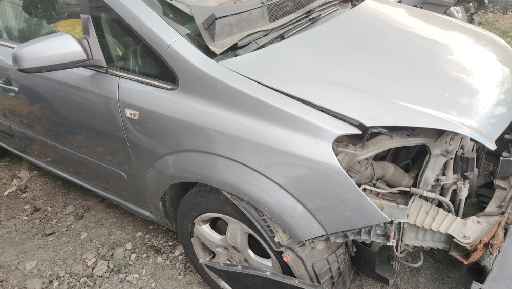 Десен калник за Опел Зафира Б / Opel Zafira B