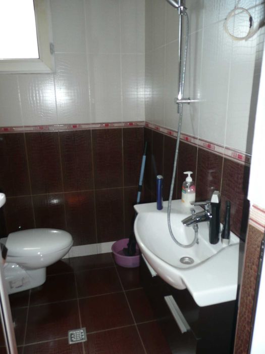 Продава се Къща в Перник, Байкушева махала - 380 кв.м за 470 €/кв.м - Снимка #17