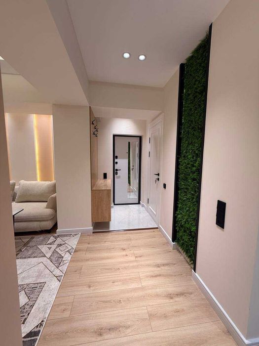 Квартира с мебелью и техникой рядом с ЦУМом, 72 м²