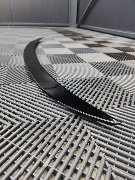 Eleron portbagaj BMW Seria 5 F10 sedan M5 Style negru lucios