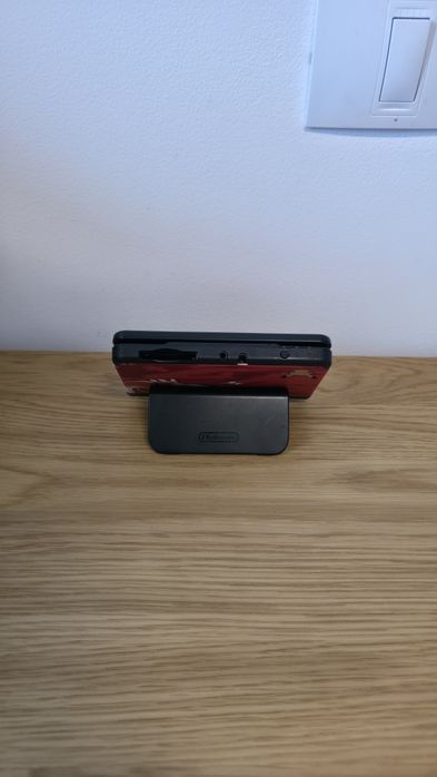 New Nintendo 3DS, Modat,2000 jocuri, 21-în-1, gata de jo