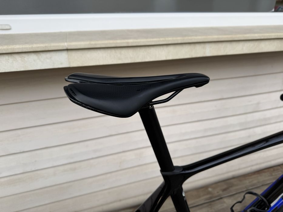 Карбонов велосипед Giant TCR Advanced 0