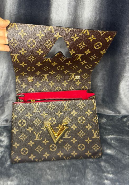 Geantă Louis Vuitton