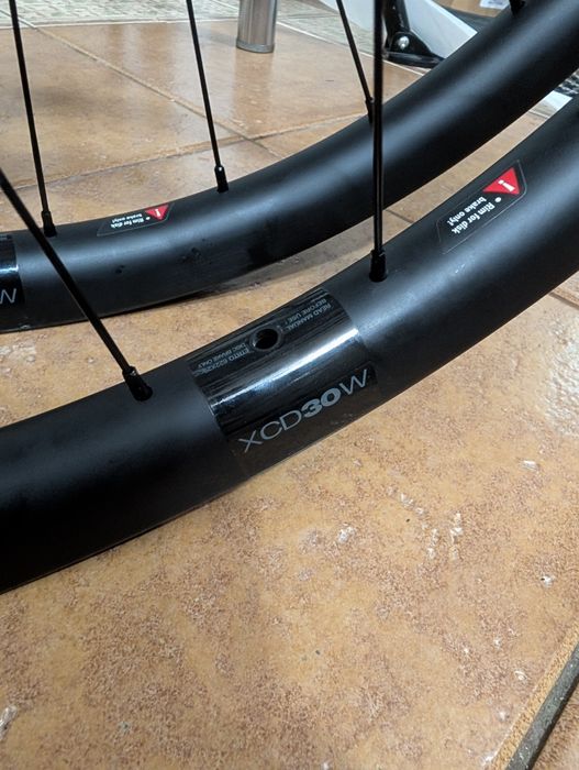 Set nou  roti carbon boost 29 ,XD