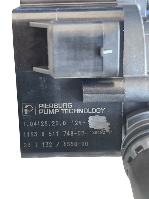 Pompa De Apa Suplimentara Bmw 5 F10 2009 - 2016 Pierburg 708692020