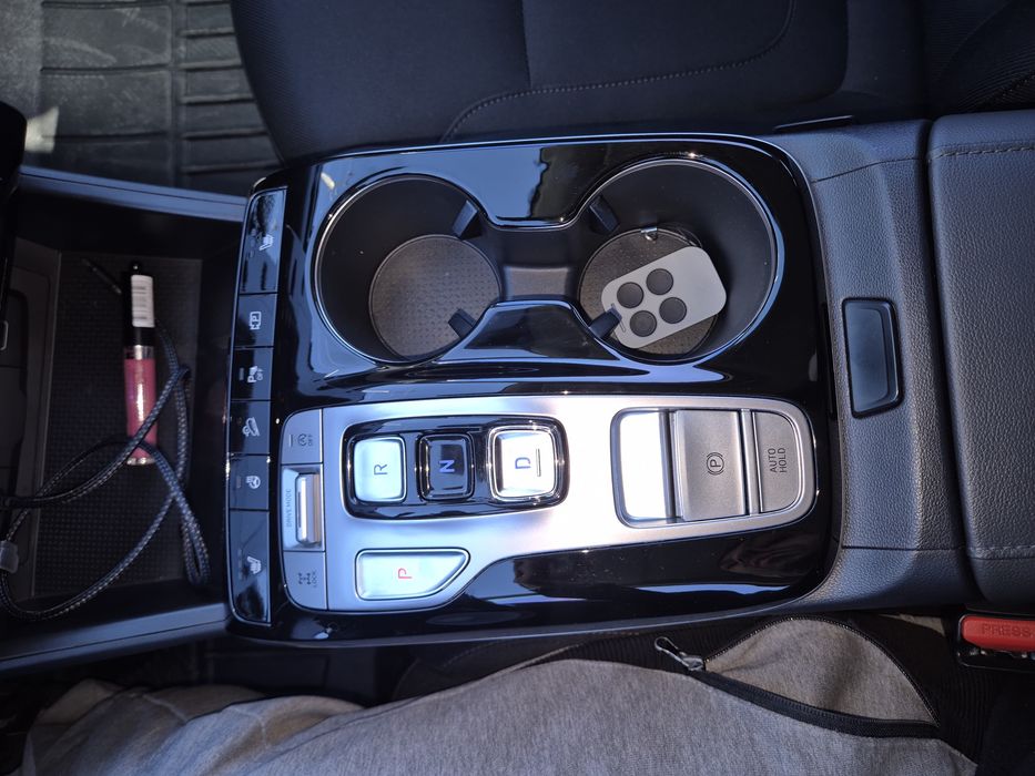 Vând Hyundai Tucson Mild Hybrid 48V 4x4