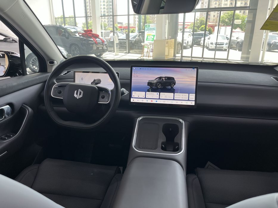 Leapmotor C16 280km Gibrit Full Qora/qora