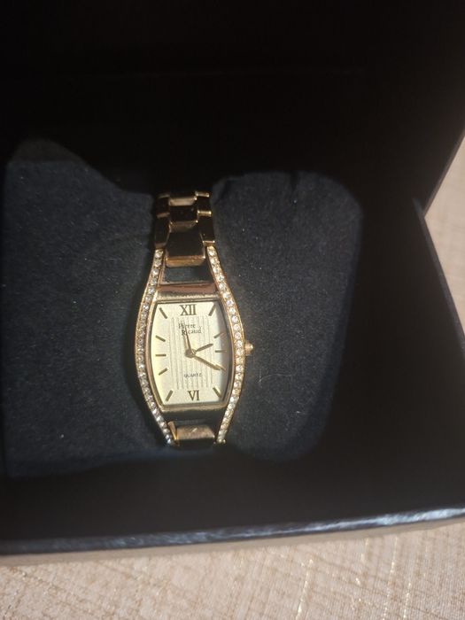 Ceas Pierre Ricaud dama deosebit
