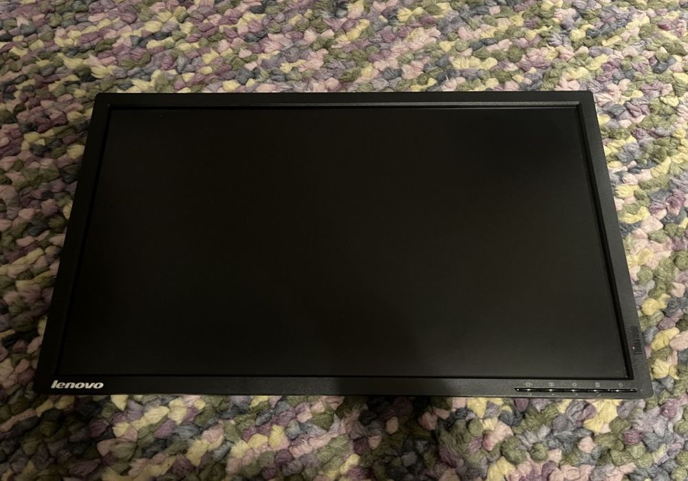 Monitor Lenovo Thinkvision