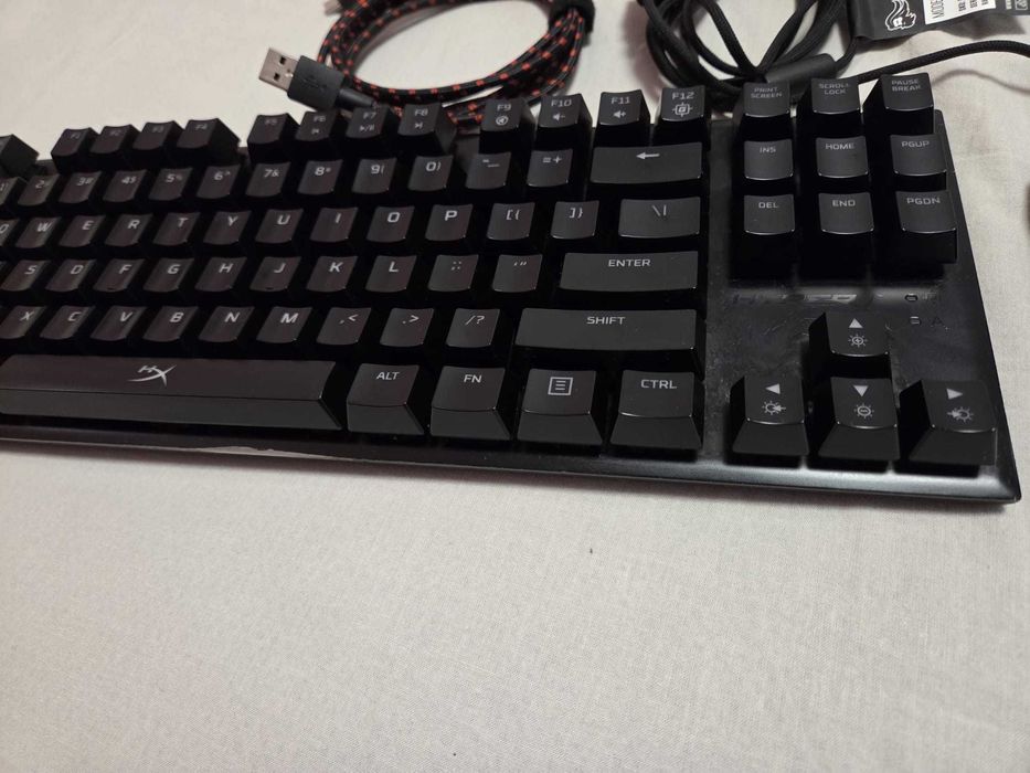Tastatura si mouse