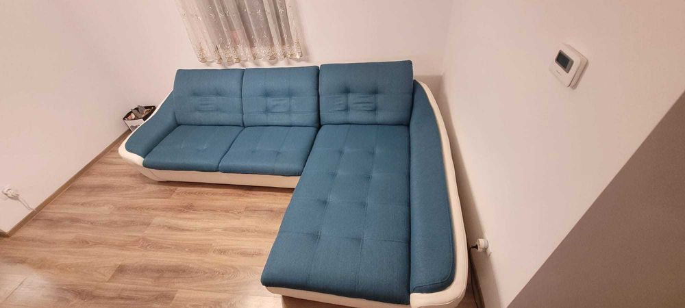 Coltar 3 locuri de vanzare