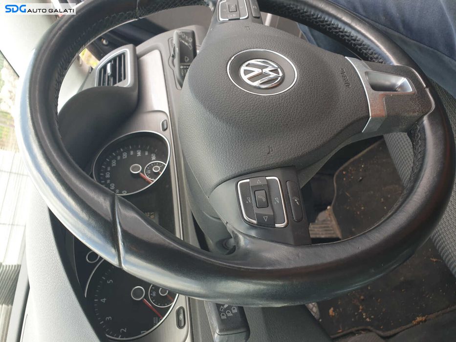 Volan 3 Spite din Piele cu Comenzi FARA Airbag Volkswagen Passat B6 2005 - 2010 [Q3048]