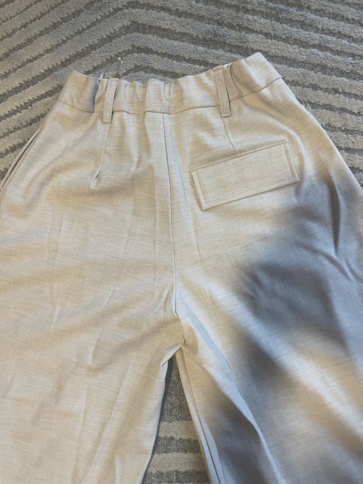 Нов панталон Bershka Balloon Fit XS размер